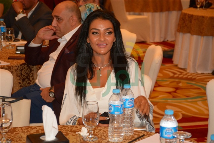 بالصور.. بدء المؤتمر الصحفي الخاص بالإعلان عن تفاصيل شراء قناة الحياة بحضور ملاكها بالصور.. بدء المؤتمر الصحفي الخاص بالإعلان عن تفاصيل شراء قناة الحياة بحضور ملاكها
