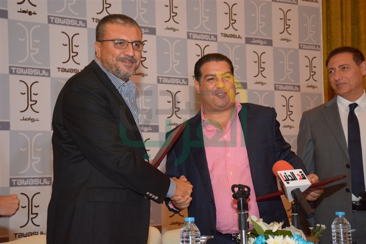 بالصور.. بدء المؤتمر الصحفي الخاص بالإعلان عن تفاصيل شراء قناة الحياة بحضور ملاكها بالصور.. بدء المؤتمر الصحفي الخاص بالإعلان عن تفاصيل شراء قناة الحياة بحضور ملاكها