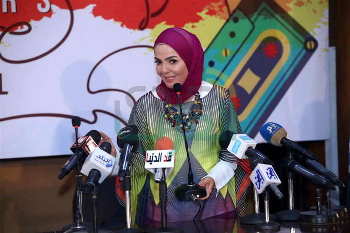 مؤتمر حفل "القرن" بحضور عدد من نجوم الثمانينات مؤتمر حفل "القرن" بحضور عدد من نجوم الثمانينات