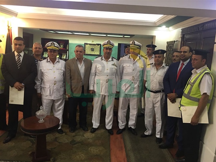 بالصور.. المرور تكرم الضباط والأفراد المتميزين