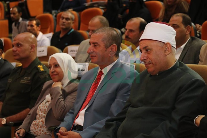 محافظ كفر الشيخ ورئيس الجامعة يشهدان مؤتمر المرأة صانعة السلام