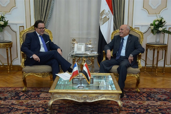 "العصار" يستقبل "روماتيه" لبحث سبل تعزيز التعاون بين مصر وفرنسا