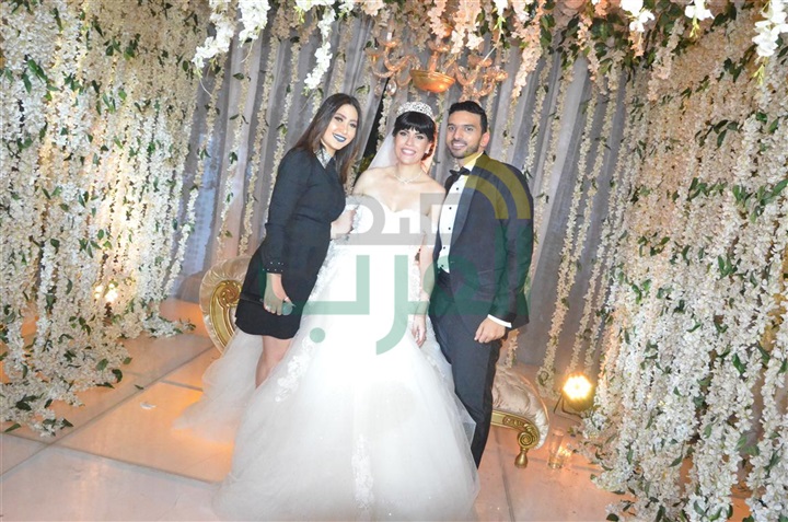 بالصور.. دينا وسعد والعسيلى وبوسى يشعلون حفل زفاف شادى و كرستين بالصور.. دينا وسعد والعسيلى وبوسى يشعلون حفل زفاف شادى و كرستين