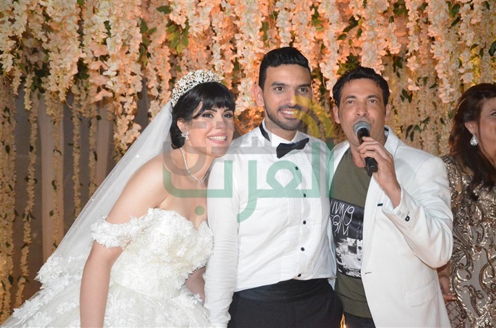 بالصور.. دينا وسعد والعسيلى وبوسى يشعلون حفل زفاف شادى و كرستين بالصور.. دينا وسعد والعسيلى وبوسى يشعلون حفل زفاف شادى و كرستين