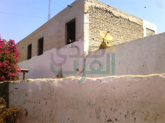 بالصور.. توقف إنشاءات مبنى الجديد لـ"الإدارة التعليمية" بنجع حمادي