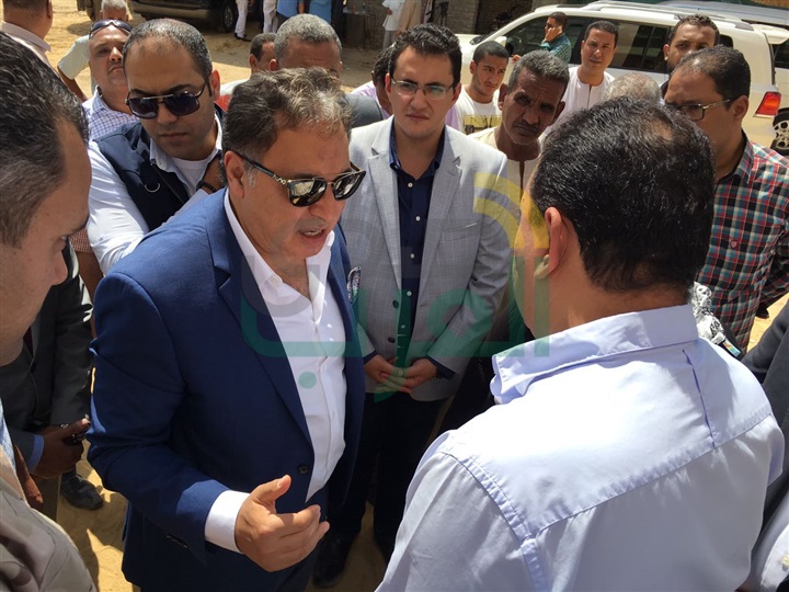 وزير الصحة يتفقد أعمال الانشاءات لمستشفي إسنا المركزى الجديد
