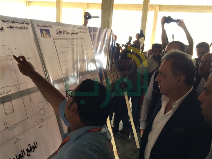 وزير الصحة يتفقد أعمال الانشاءات لمستشفي إسنا المركزى الجديد