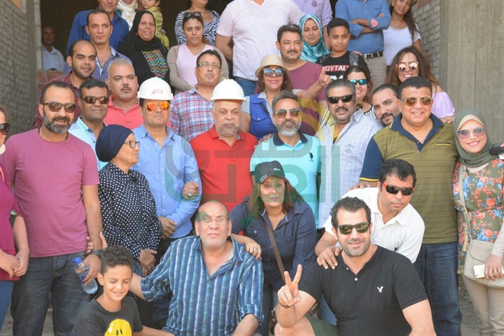 بالصور.. وفد نقابة المهن التمثيلية يتفقد مشروع الإسكان الخاص بهم بالصور.. وفد نقابة المهن التمثيلية يتفقد مشروع الإسكان الخاص بهم