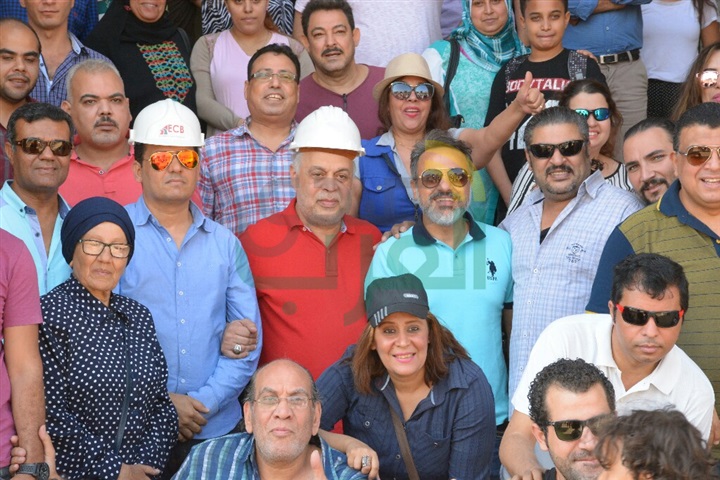 بالصور.. وفد نقابة المهن التمثيلية يتفقد مشروع الإسكان الخاص بهم بالصور.. وفد نقابة المهن التمثيلية يتفقد مشروع الإسكان الخاص بهم
