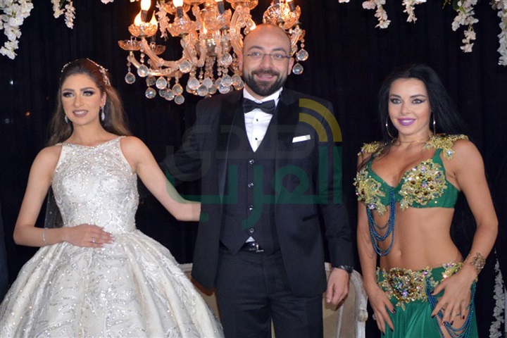 بالصور.. الليثي وألا كوشنير يشعلان زفاف "إبراهيم" و"نورا" بحضور الزند بالصور.. الليثي وألا كوشنير يشعلان زفاف "إبراهيم" و"نورا" بحضور الزند