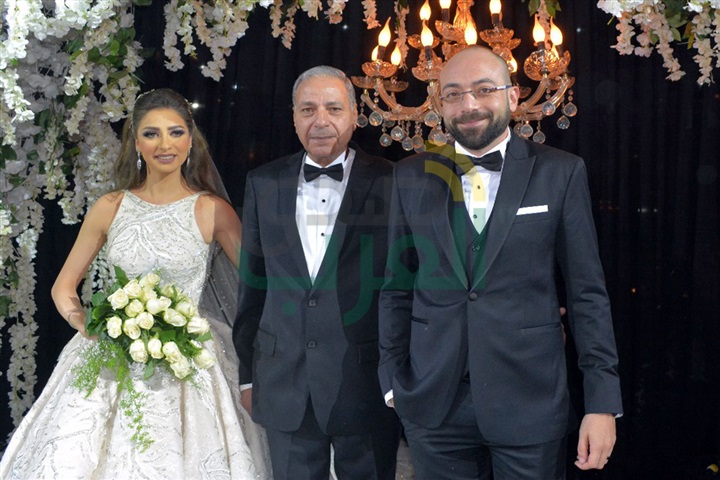 بالصور.. الليثي وألا كوشنير يشعلان زفاف "إبراهيم" و"نورا" بحضور الزند بالصور.. الليثي وألا كوشنير يشعلان زفاف "إبراهيم" و"نورا" بحضور الزند