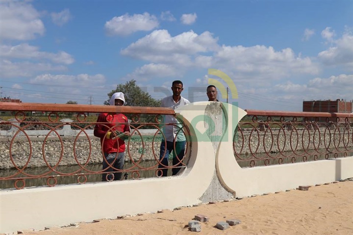 بالفيديو والصور.. محافظ كفر الشيخ يوجه بسرعة إنهاء أعمال الإنارة بكورنيش الزاوية