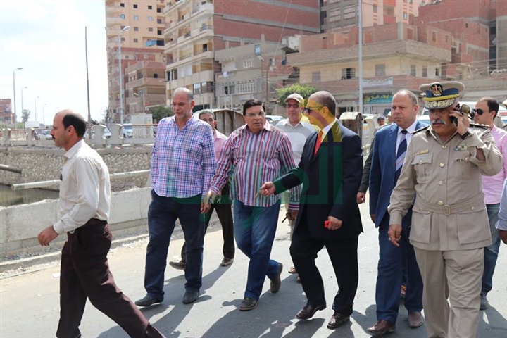 بالفيديو والصور.. محافظ كفر الشيخ يوجه بسرعة إنهاء أعمال الإنارة بكورنيش الزاوية