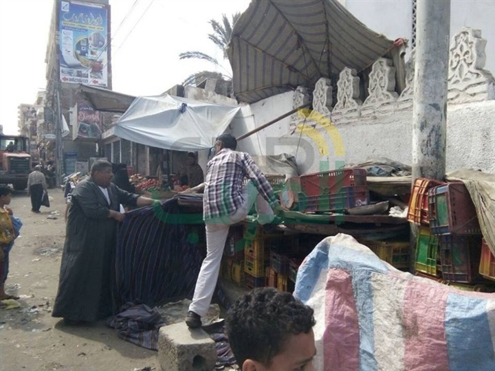بالصور..مدير أمن كفر الشيخ يقود حملة لاعادة الانضباط للشارع الكفراوي