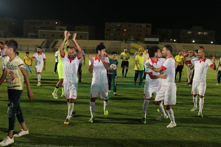 المحافظ ومديرا الأمن والبحث الجنائي يشاركون فرحة  فوز كفر الشيخ على أبوقير للأسمدة بثلاثية نظيفة
