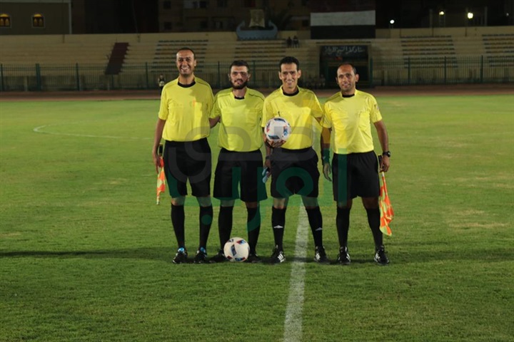 المحافظ ومديرا الأمن والبحث الجنائي يشاركون فرحة  فوز كفر الشيخ على أبوقير للأسمدة بثلاثية نظيفة