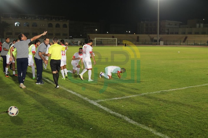 المحافظ ومديرا الأمن والبحث الجنائي يشاركون فرحة  فوز كفر الشيخ على أبوقير للأسمدة بثلاثية نظيفة