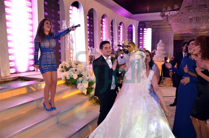 بالصور.. عمرو دياب ونيكول سابا يشعلان زفاف "يارا الزمتي" و"مصطفى إدريس" بالصور.. عمرو دياب ونيكول سابا يشعلان زفاف "يارا الزمتي" و"مصطفى إدريس"