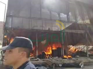 بالصور.. حريق هائل بمعرض ملابس ببنها