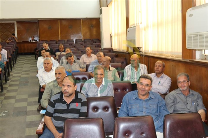 بالصور.. لجنة التنمية المحلية تناقش التعديات على أملاك الدولة بكفر الشيخ