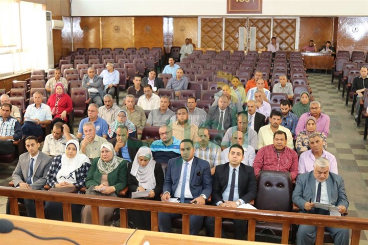 بالصور.. لجنة التنمية المحلية تناقش التعديات على أملاك الدولة بكفر الشيخ