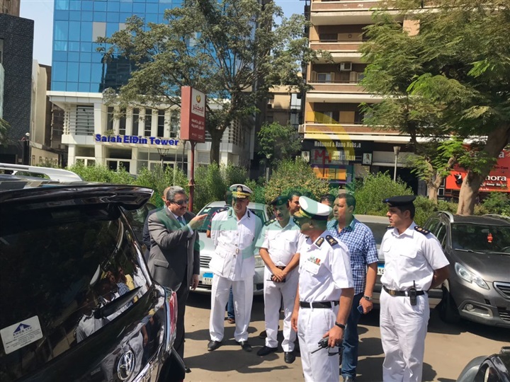 أمن الجيزة يدك حصون الإجرام.. ضبط 79 قضية جنائية و22 قضية مخدرات و5 مجرمين و7600 مخالفة 