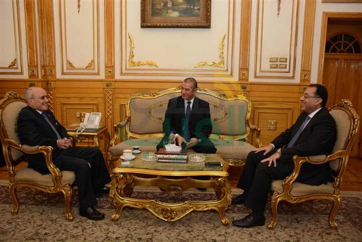 "العصار" و"مدبولى" يناقشان تطورات تنمية الساحل الشمالى لـ"كفر الشيخ"