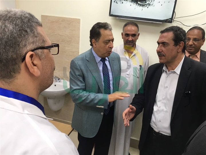 بالصور.. وزير الصحة يتفقد تجهيزات مستشفى البراجيل تمهيداً لافتتاحه