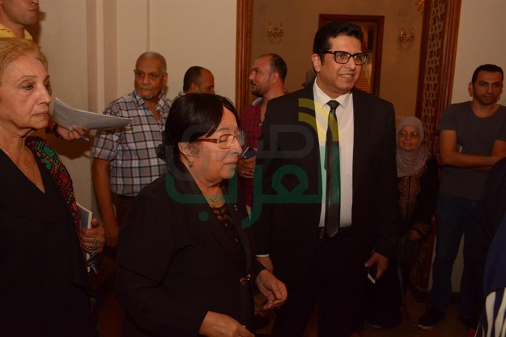 رشوان توفيق و جلال الشرقاوى أول الحضور بحفل تكريم اسم الراحل محفوظ عبد الرحمن رشوان توفيق و جلال الشرقاوى أول الحضور بحفل تكريم اسم الراحل محفوظ عبد الرحمن