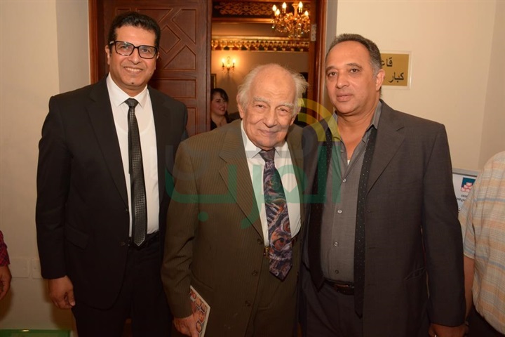 رشوان توفيق و جلال الشرقاوى أول الحضور بحفل تكريم اسم الراحل محفوظ عبد الرحمن رشوان توفيق و جلال الشرقاوى أول الحضور بحفل تكريم اسم الراحل محفوظ عبد الرحمن