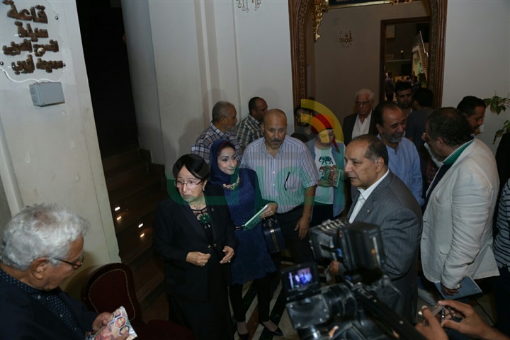 رشوان توفيق و جلال الشرقاوى أول الحضور بحفل تكريم اسم الراحل محفوظ عبد الرحمن رشوان توفيق و جلال الشرقاوى أول الحضور بحفل تكريم اسم الراحل محفوظ عبد الرحمن