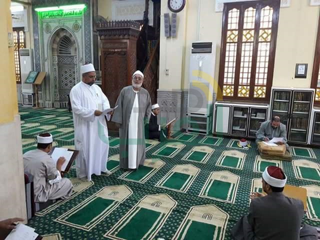 وكيل أوقاف القليوبية يشرف على اختبارات المسجد الجامع