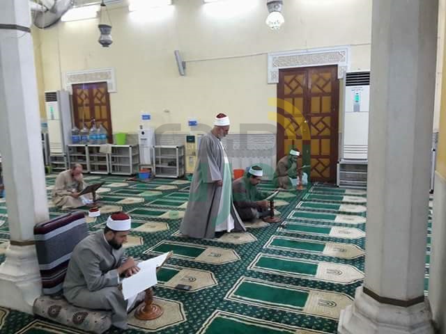 وكيل أوقاف القليوبية يشرف على اختبارات المسجد الجامع