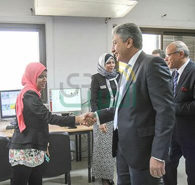 وزير الطيران المدنى يتفقد استعدادات الهيئة العامة للأرصاد الجوية لمواجهة السيول هذا العام