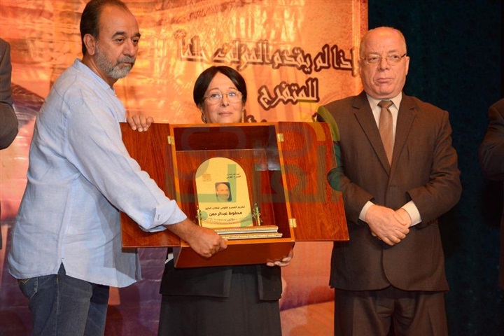 النمنم يكرم اسم الراحل محفوظ عبدالرحمن بالمسرح القومي النمنم يكرم اسم الراحل محفوظ عبدالرحمن بالمسرح القومي