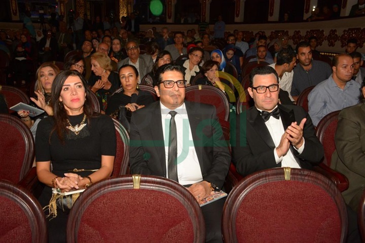 النمنم يكرم اسم الراحل محفوظ عبدالرحمن بالمسرح القومي النمنم يكرم اسم الراحل محفوظ عبدالرحمن بالمسرح القومي