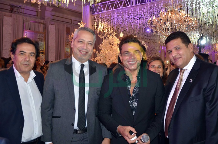 بالصور.. عمرو دياب ونيكول سابا يشعلان زفاف "يارا الزمتي" و"مصطفى إدريس" بالصور.. عمرو دياب ونيكول سابا يشعلان زفاف "يارا الزمتي" و"مصطفى إدريس"