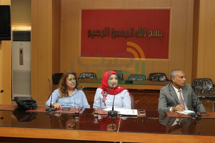 بالصور.. محافظ كفر الشيخ يبحث تنمية الثروة السمكية ببحيرة البرلس