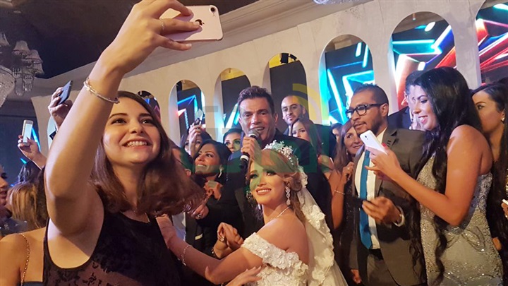 بالصور.. عمرو دياب ونيكول سابا يشعلان زفاف "يارا الزمتي" و"مصطفى إدريس" بالصور.. عمرو دياب ونيكول سابا يشعلان زفاف "يارا الزمتي" و"مصطفى إدريس"