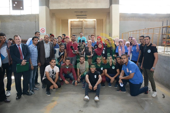 مصانع الإنتاج الحربي تستقبل  100شباب وفتاه من جامعتى "عين شمس" و"السويس"