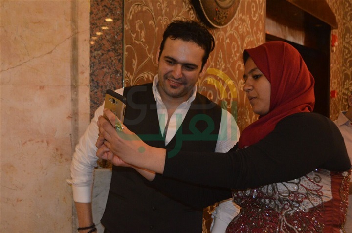 بالصور.. نجوم الأغنية يحتفلون بزفاف الشاعر أيمن عز بالصور.. نجوم الأغنية يحتفلون بزفاف الشاعر أيمن عز