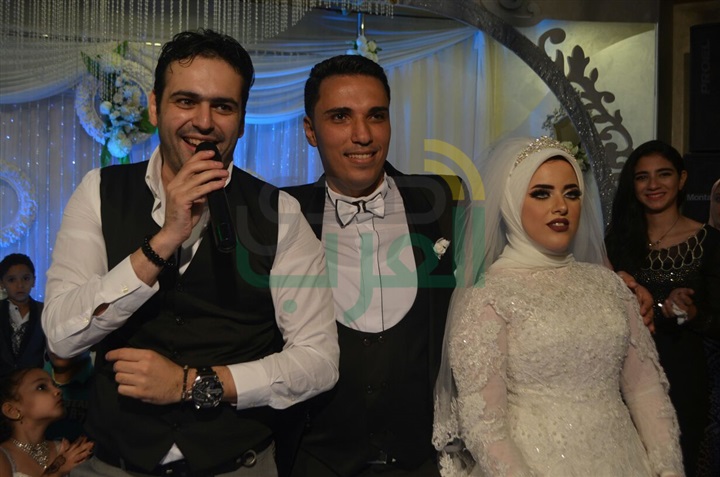 بالصور.. نجوم الأغنية يحتفلون بزفاف الشاعر أيمن عز بالصور.. نجوم الأغنية يحتفلون بزفاف الشاعر أيمن عز