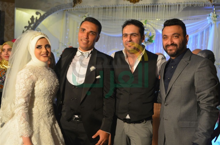 بالصور.. نجوم الأغنية يحتفلون بزفاف الشاعر أيمن عز بالصور.. نجوم الأغنية يحتفلون بزفاف الشاعر أيمن عز