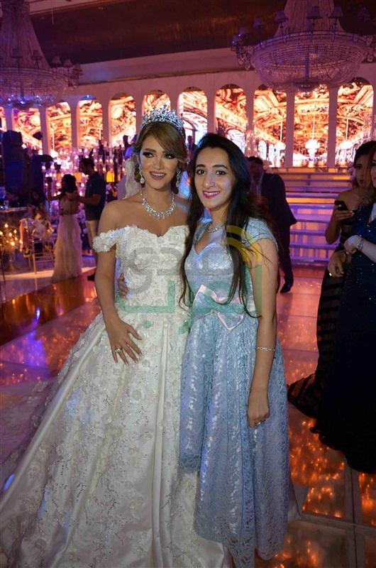 بالصور.. عمرو دياب ونيكول سابا يشعلان زفاف "يارا الزمتي" و"مصطفى إدريس" بالصور.. عمرو دياب ونيكول سابا يشعلان زفاف "يارا الزمتي" و"مصطفى إدريس"