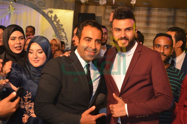 بالصور.. نجوم الأغنية يحتفلون بزفاف الشاعر أيمن عز بالصور.. نجوم الأغنية يحتفلون بزفاف الشاعر أيمن عز
