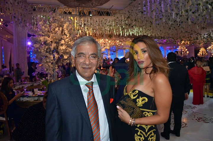 بالصور.. عمرو دياب ونيكول سابا يشعلان زفاف "يارا الزمتي" و"مصطفى إدريس" بالصور.. عمرو دياب ونيكول سابا يشعلان زفاف "يارا الزمتي" و"مصطفى إدريس"