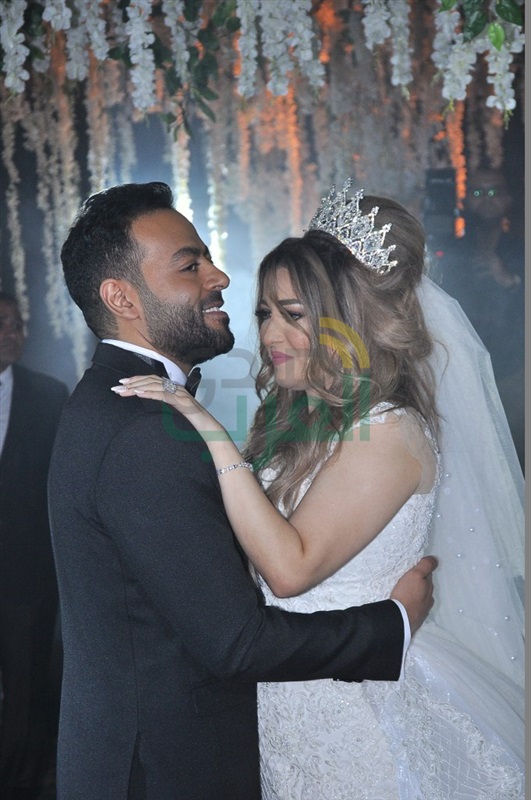 بالصور.. حفل زفاف ضخم للنجم"تامر عاشور" بحضور كوكبة من نجوم الفن والغناء