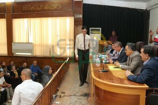 محافظ كفرالشيخ يكرم شباب مبادرة "بينا قريتى نظيفة وجميلة "