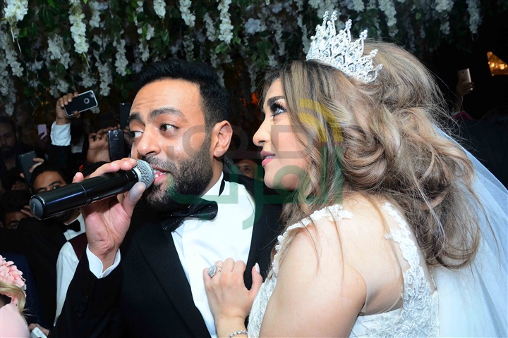 بالصور.. جنات ورامي جمال ودياب يشعلون زفاف "تامر عاشور" بالصور.. جنات ورامي جمال ودياب يشعلون زفاف "تامر عاشور"