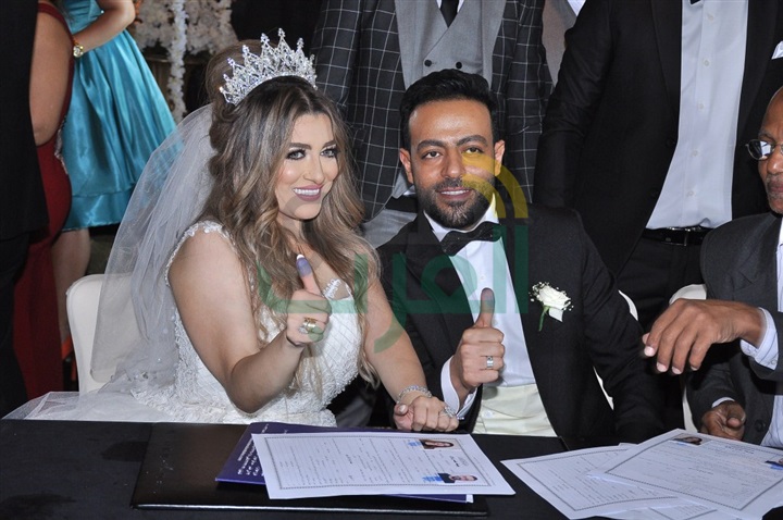 بالصور.. حفل زفاف ضخم للنجم"تامر عاشور" بحضور كوكبة من نجوم الفن والغناء